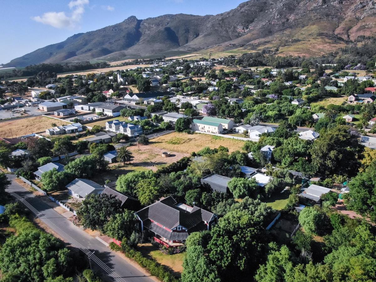 Ruby Rose Hotel Riebeek-West Екстериор снимка