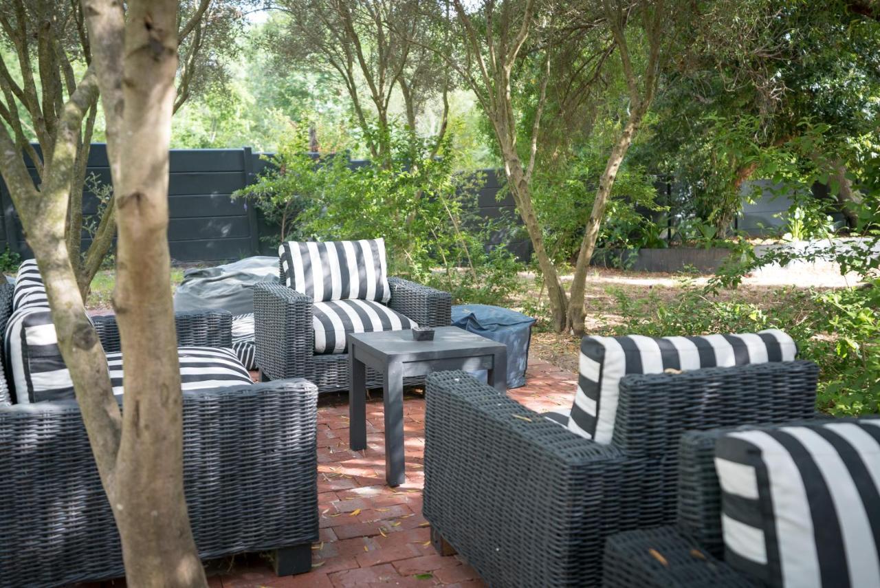 Ruby Rose Hotel Riebeek-West Екстериор снимка