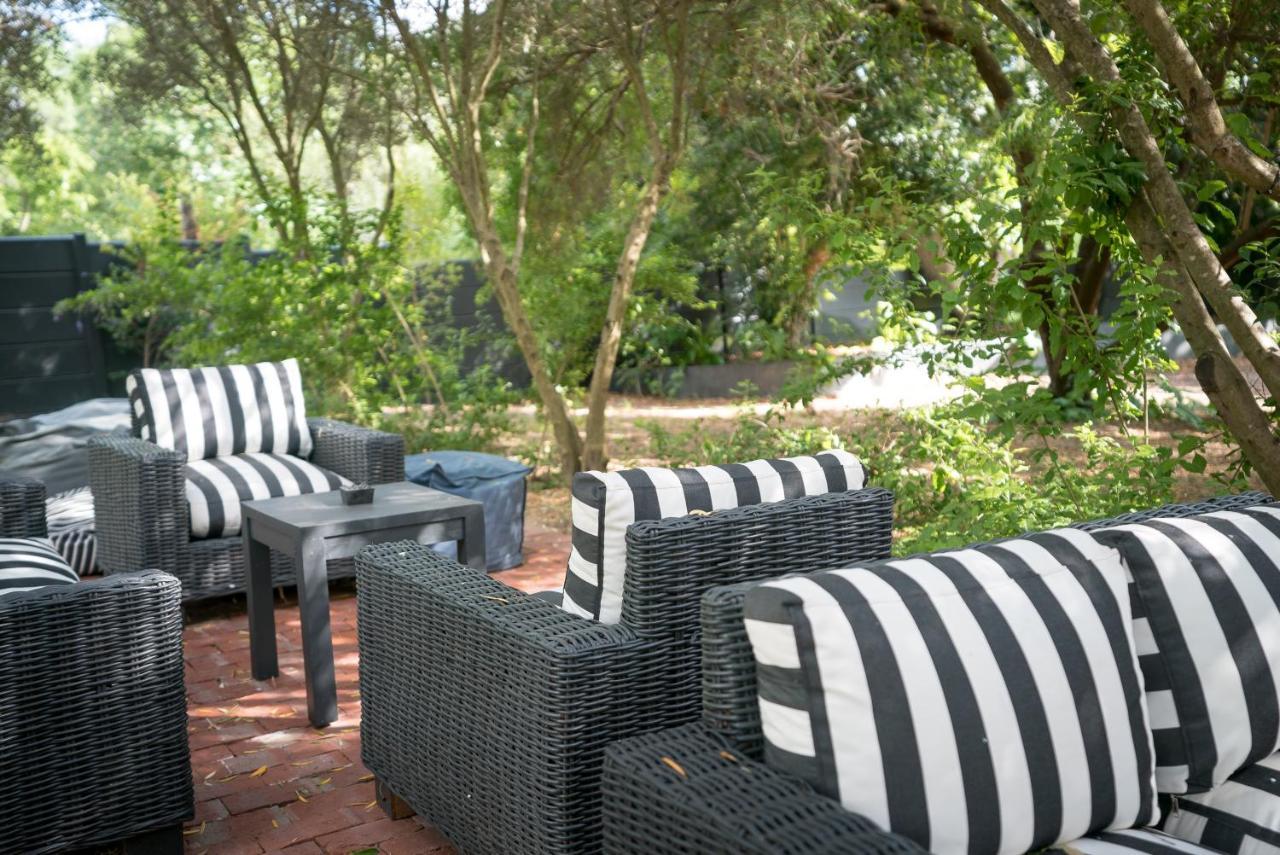 Ruby Rose Hotel Riebeek-West Екстериор снимка