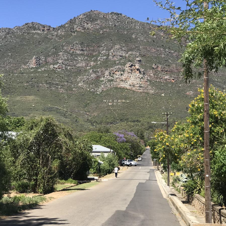Ruby Rose Hotel Riebeek-West Екстериор снимка