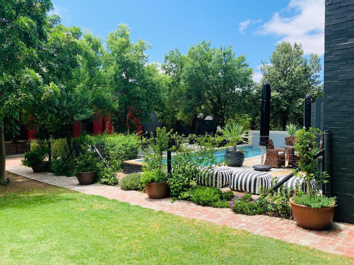 Ruby Rose Hotel Riebeek-West Екстериор снимка